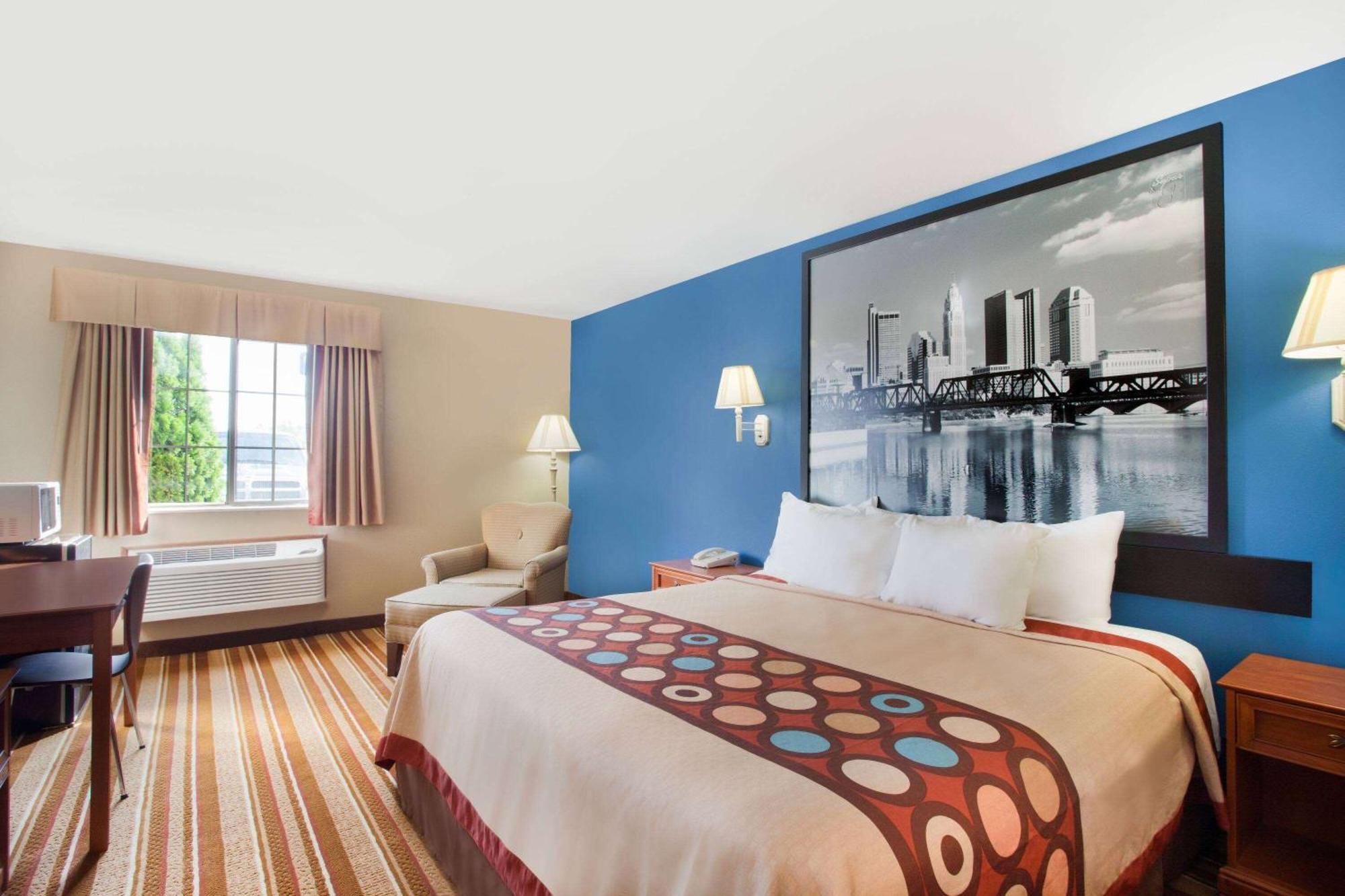Super 8 By Wyndham Defiance Hotell Exteriör bild