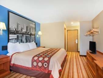 Super 8 By Wyndham Defiance Hotell Rum bild